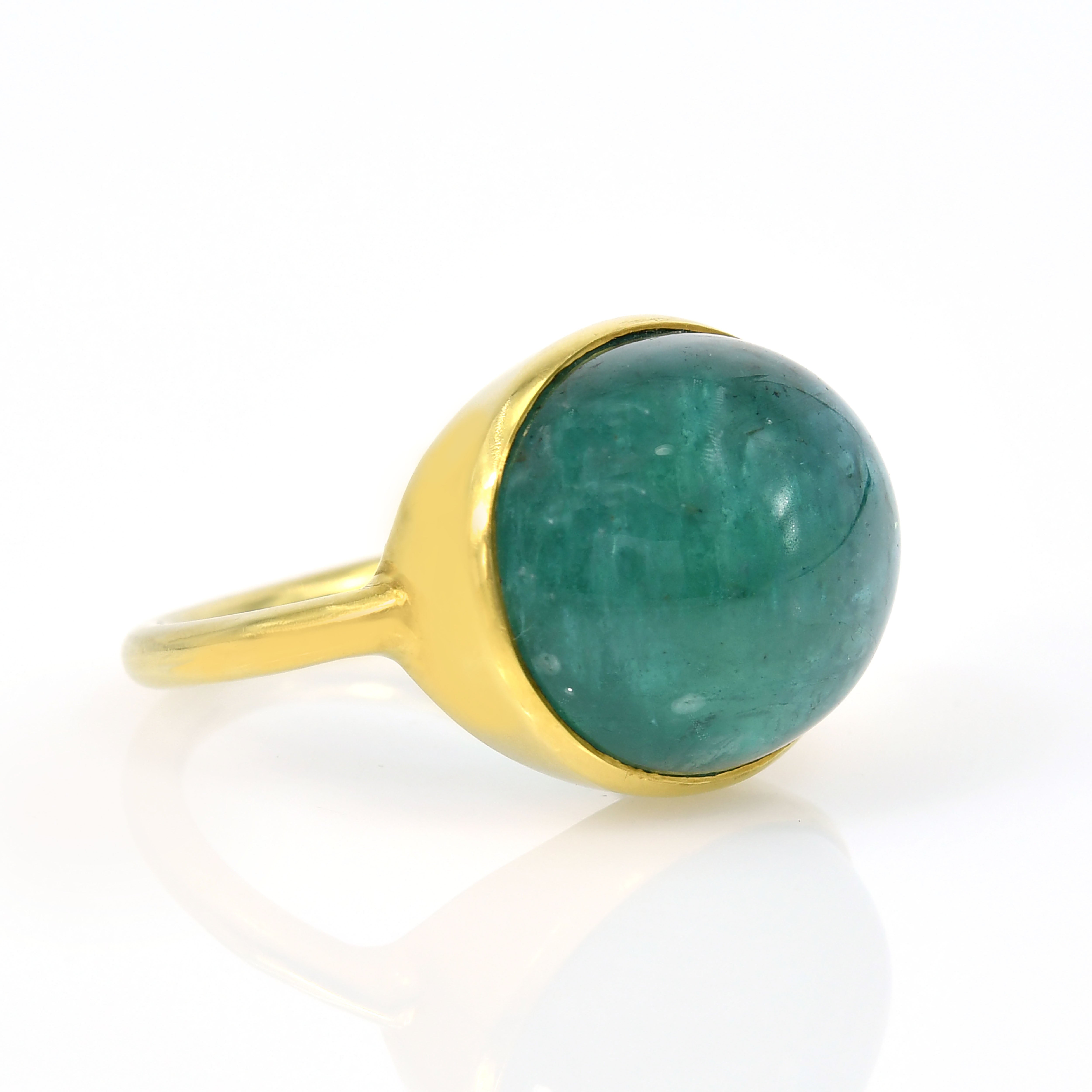 18k Yellow Gold Emerald Oval Cabochon Ring