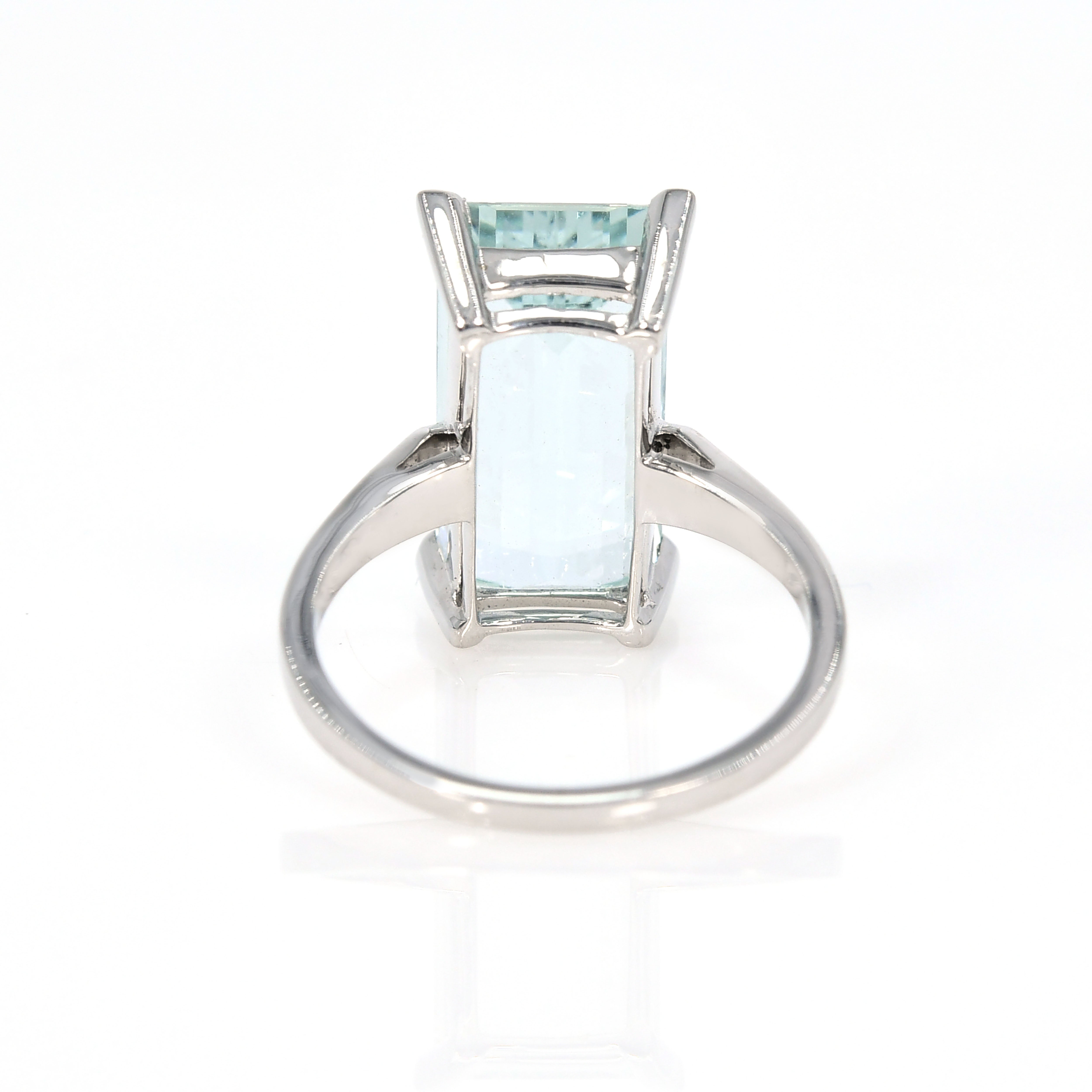 14k White Gold Natural Aquamarine Ring