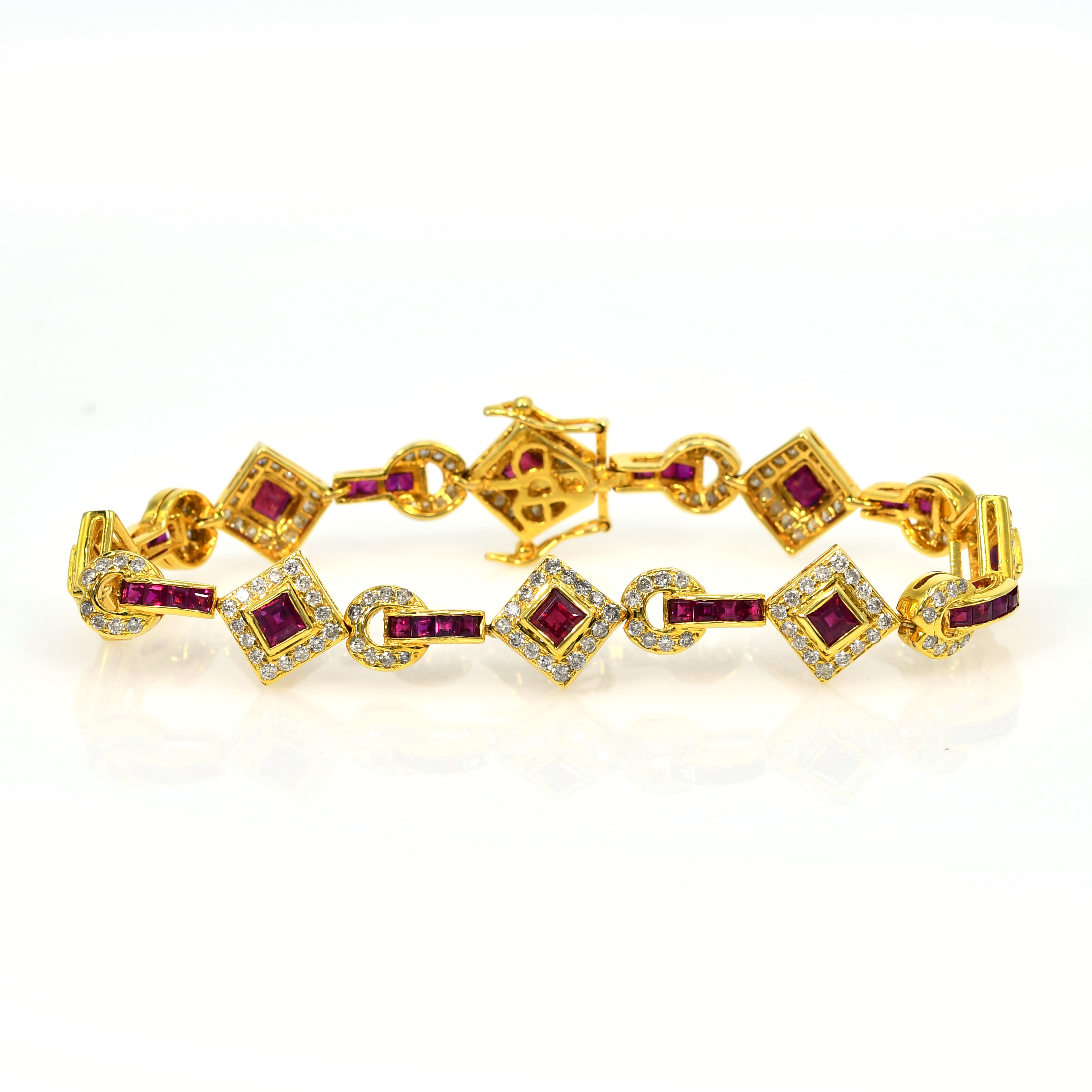 18k Yellow Gold Ruby Diamond Square Bracelet