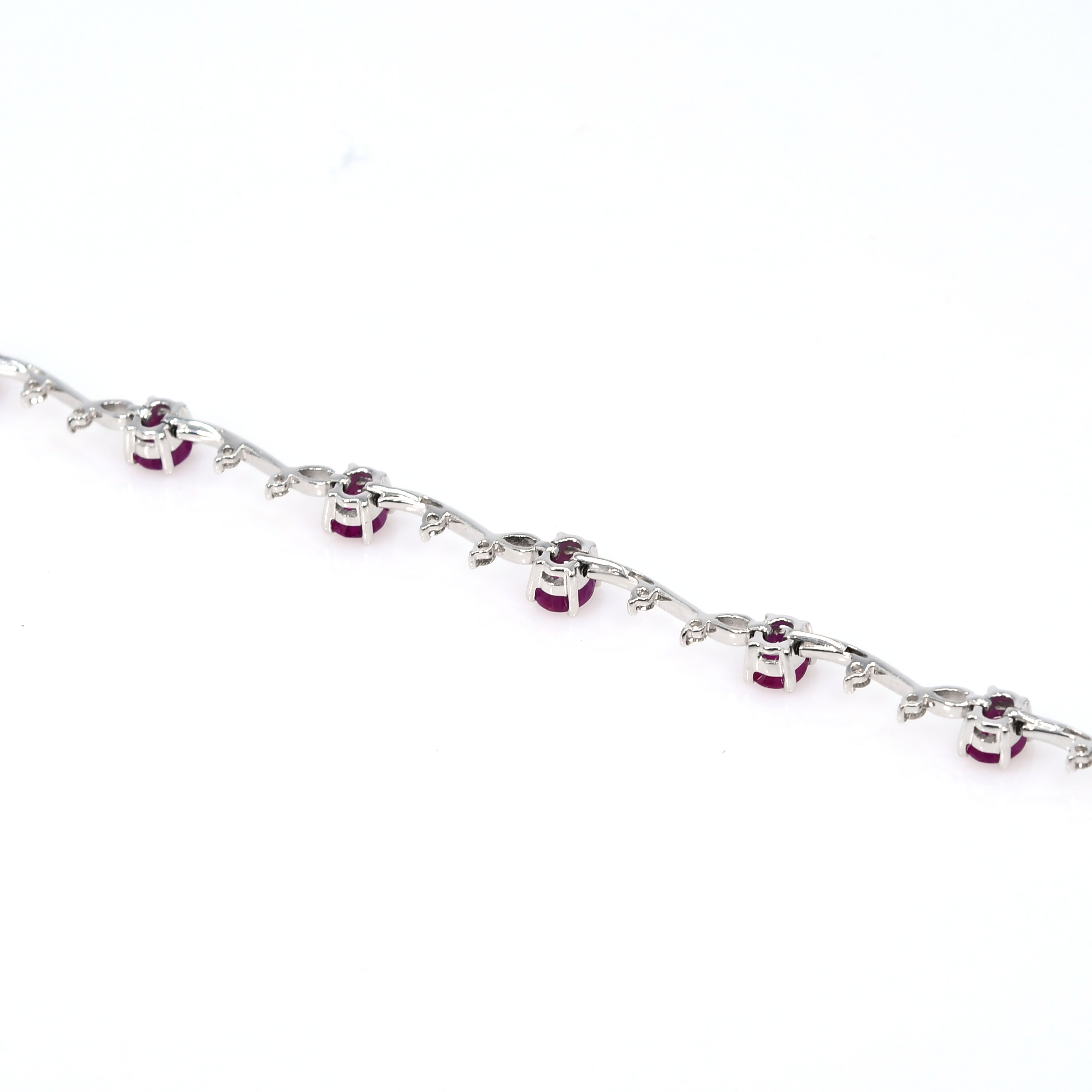 18k White Gold Ruby Diamond Bracelet
