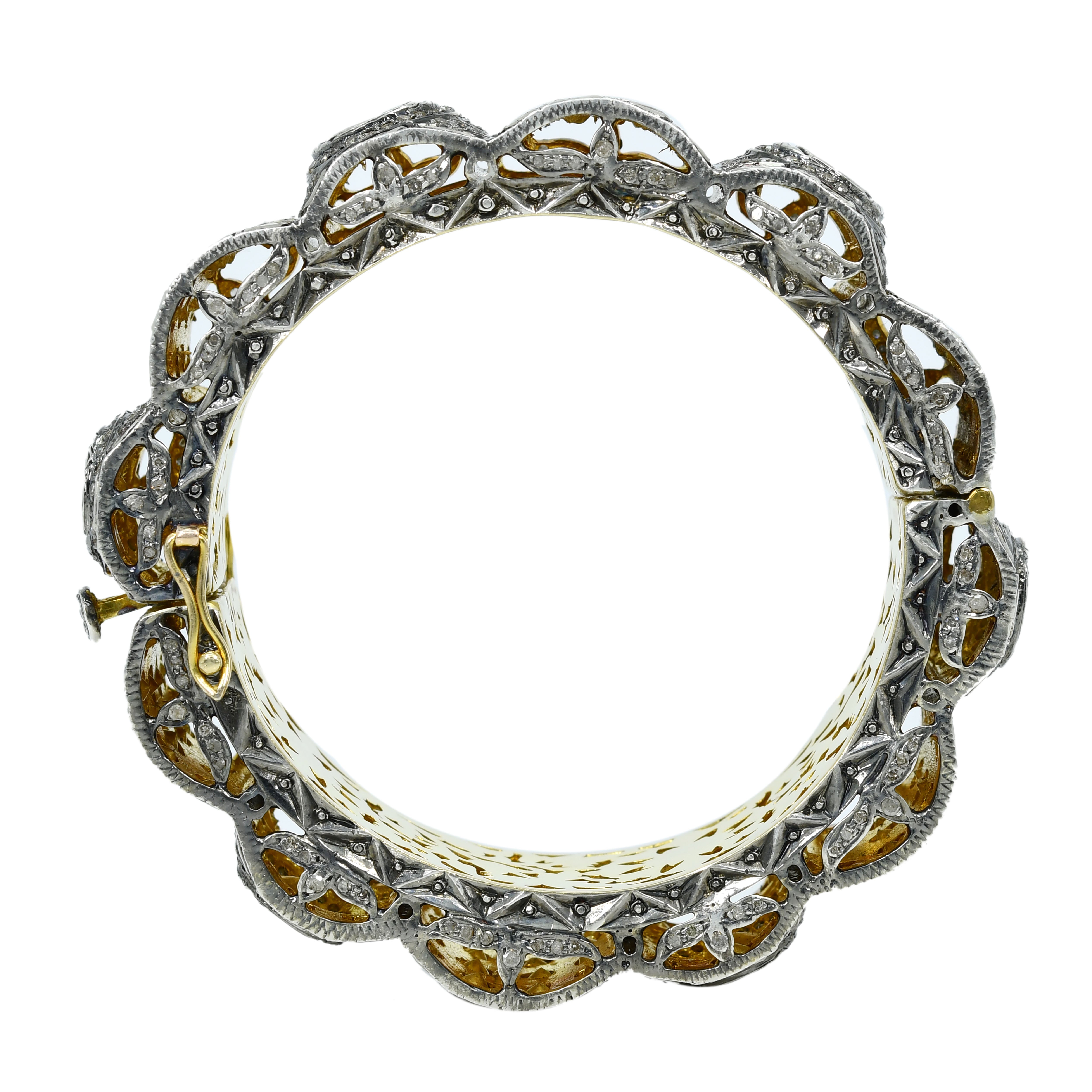 14k Yellow Gold Designer Diamond Royal Bangle
