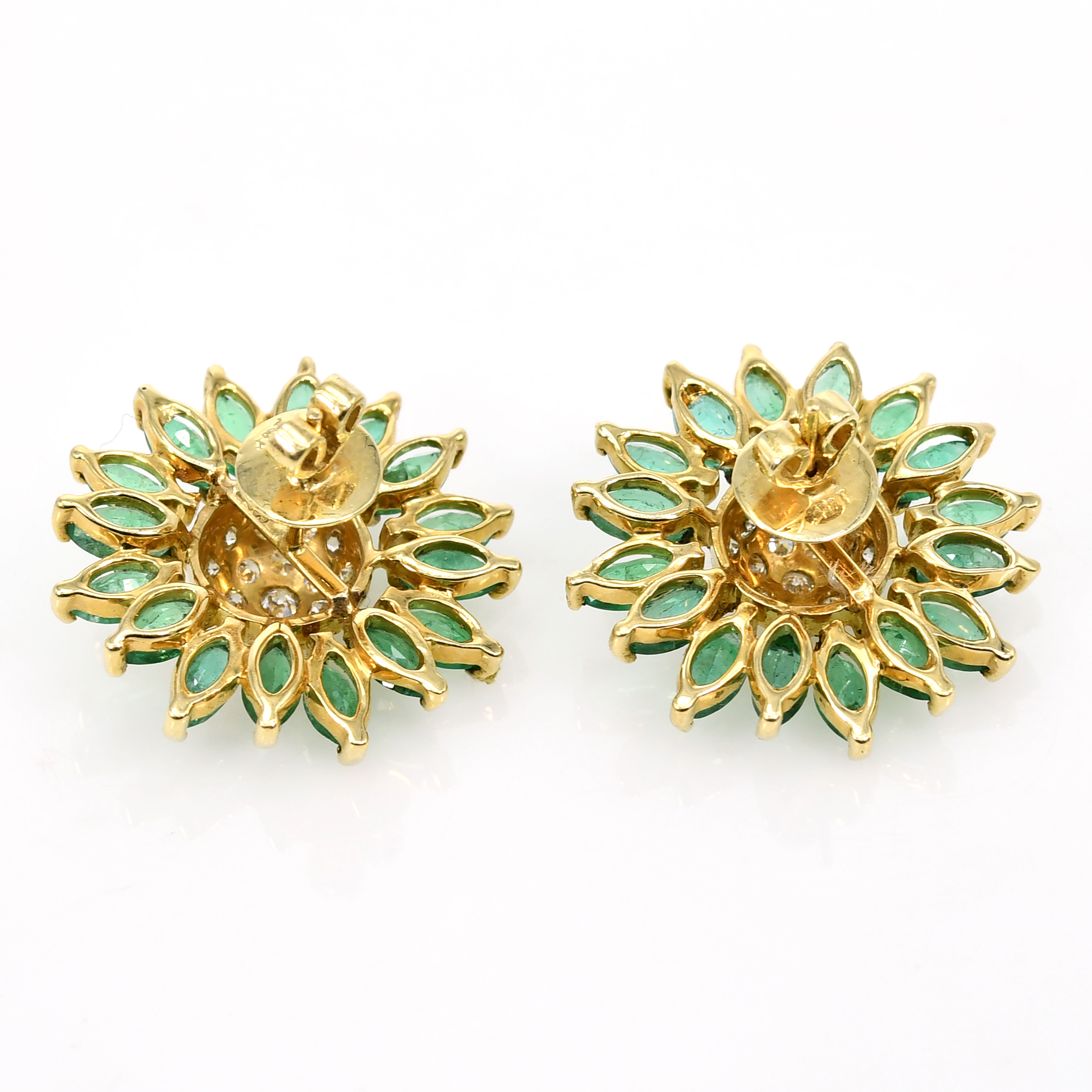 18k Yellow Gold Sun Flower Design Gold Emerald Diamond Stud Earrings