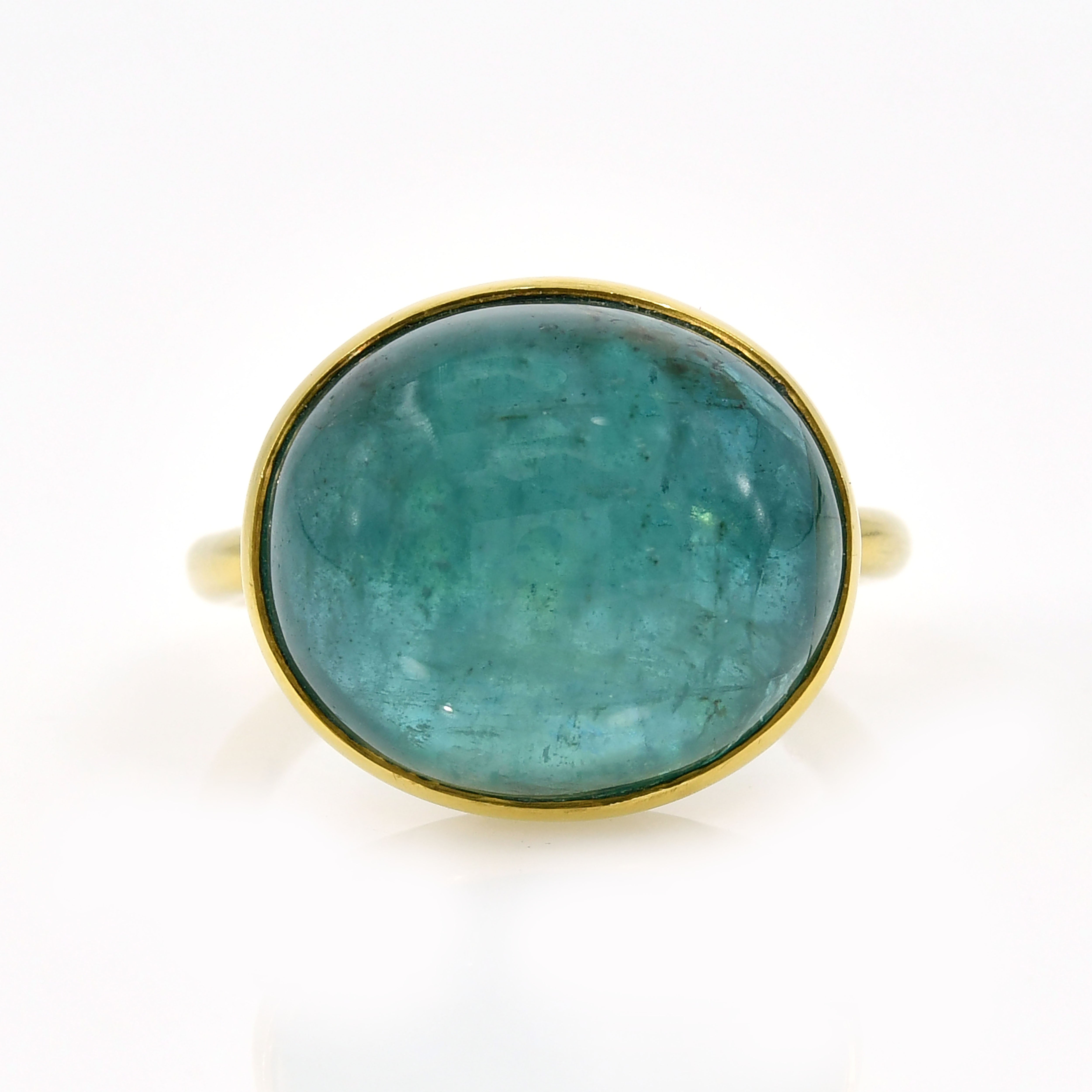 18k Yellow Gold Emerald Oval Cabochon Ring