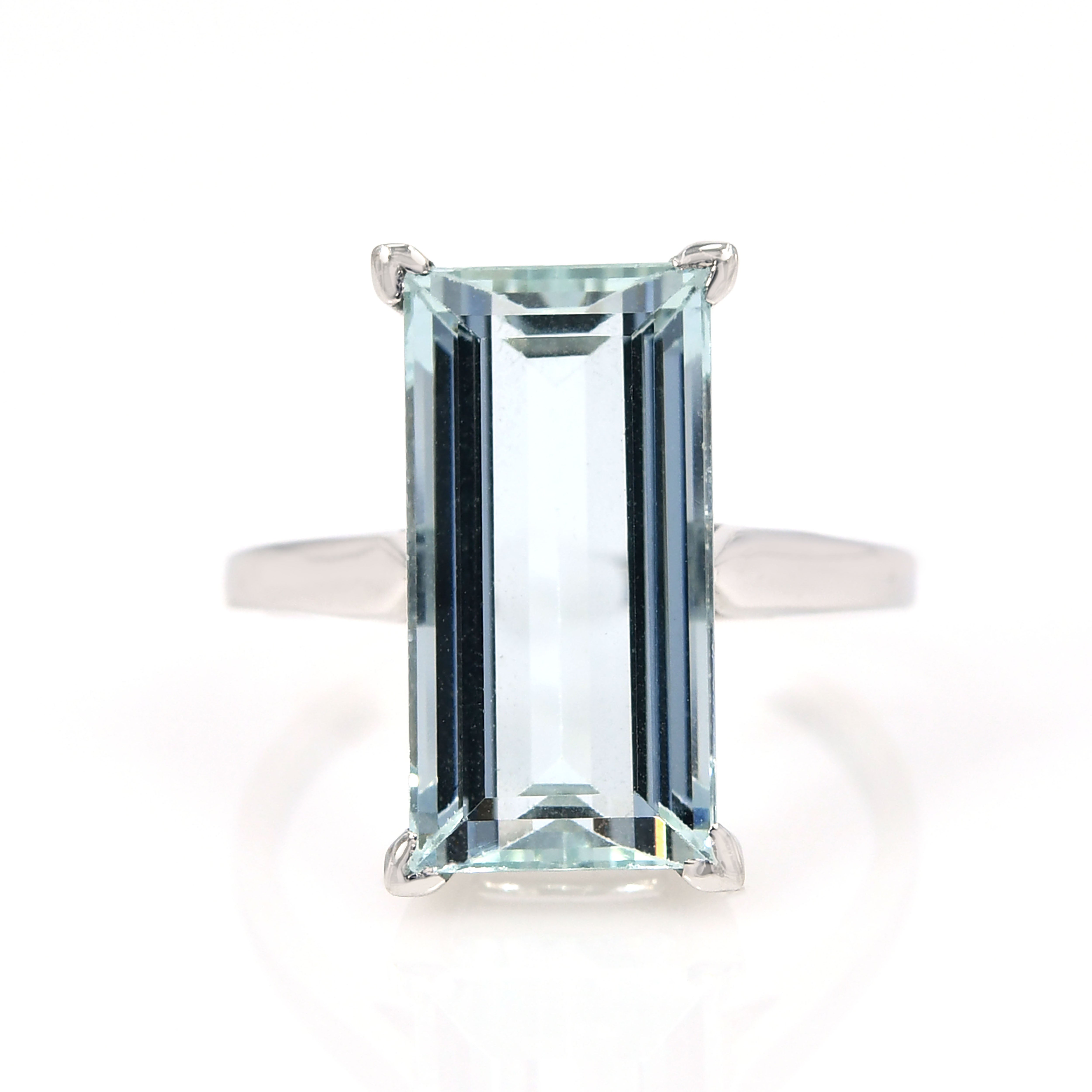 14k White Gold Natural Aquamarine Ring