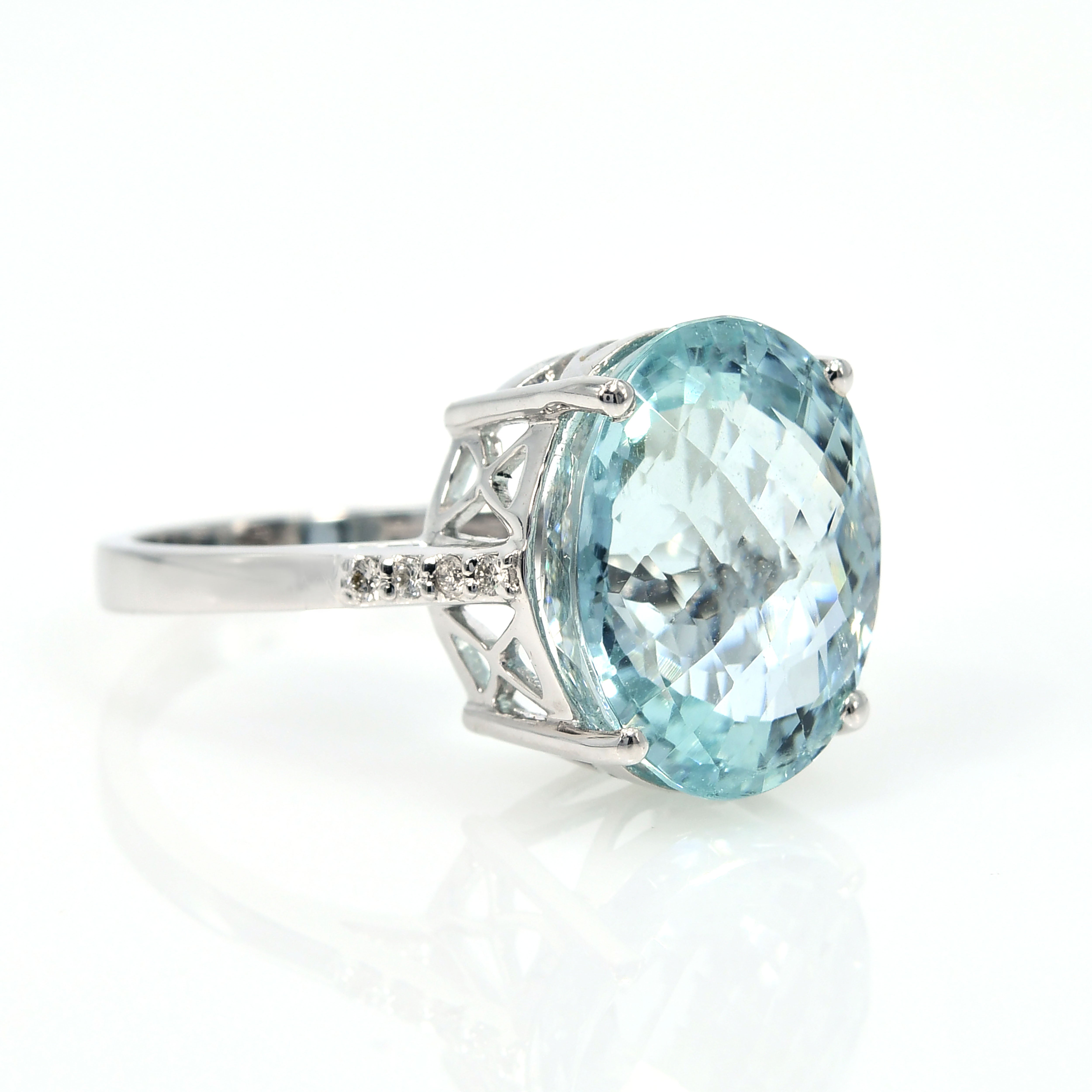 14k White Gold Aquamarine Prong Setting Ring