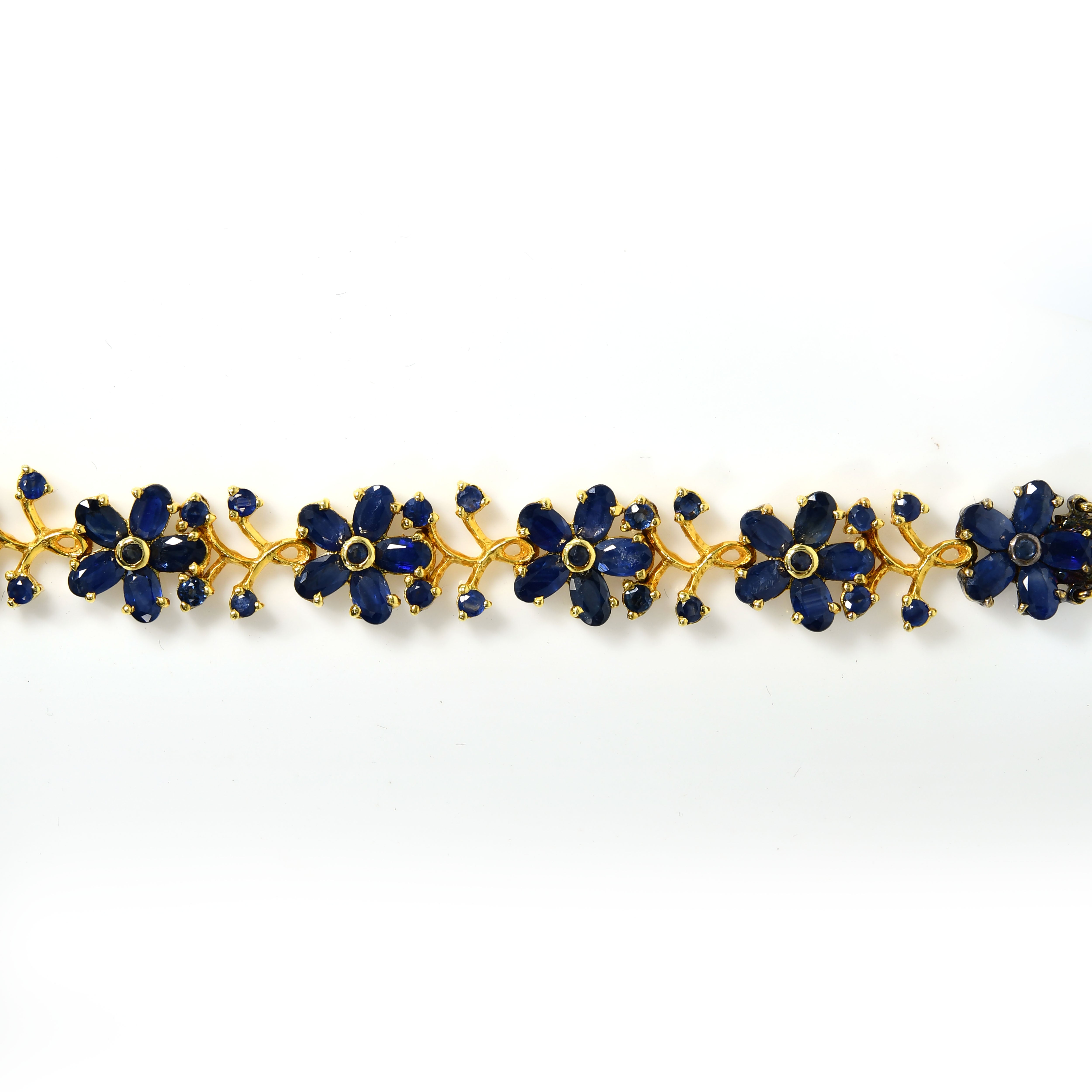18k Yellow Gold Sapphire Bangle Bloom Collection