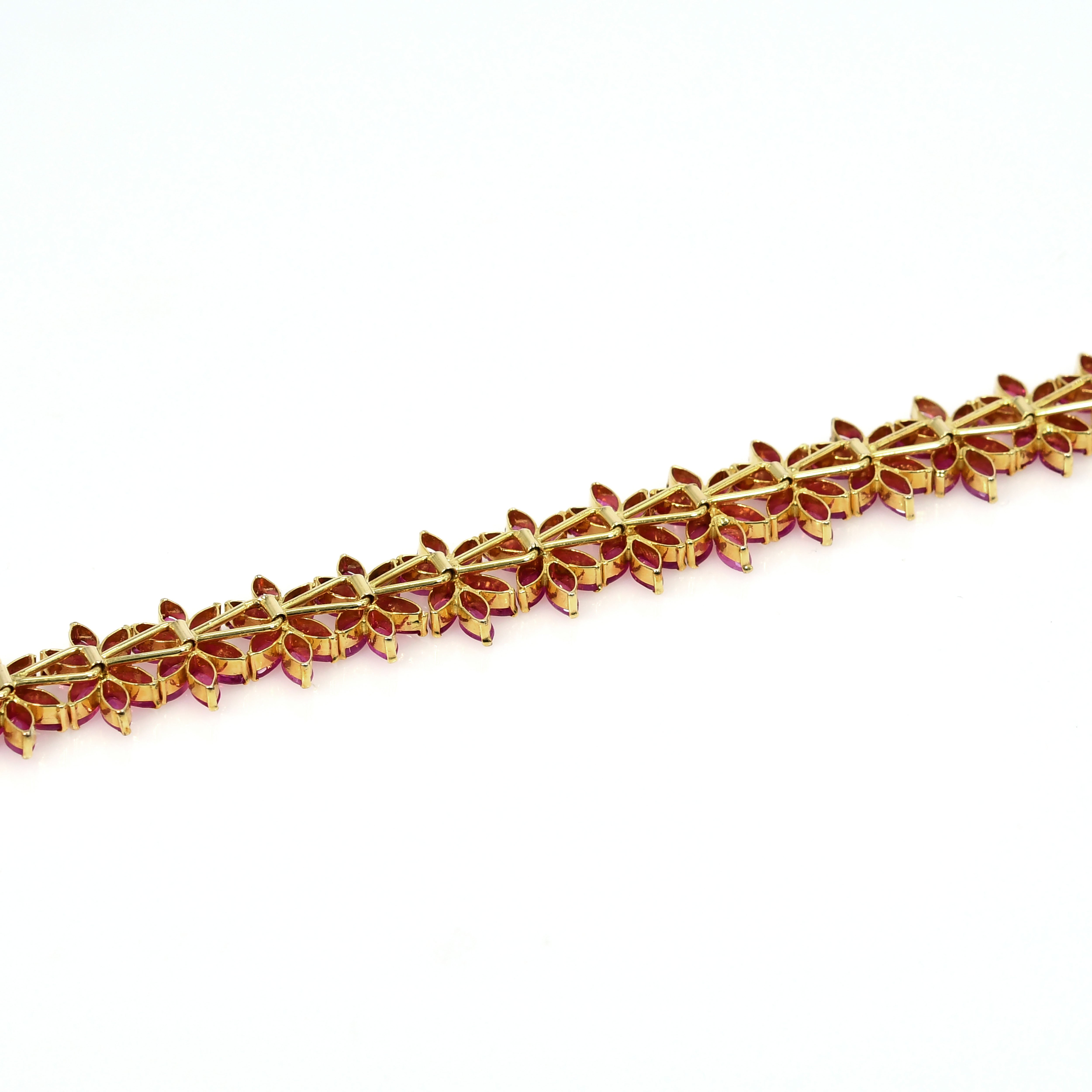 18k Yellow Gold Ruby Bangle