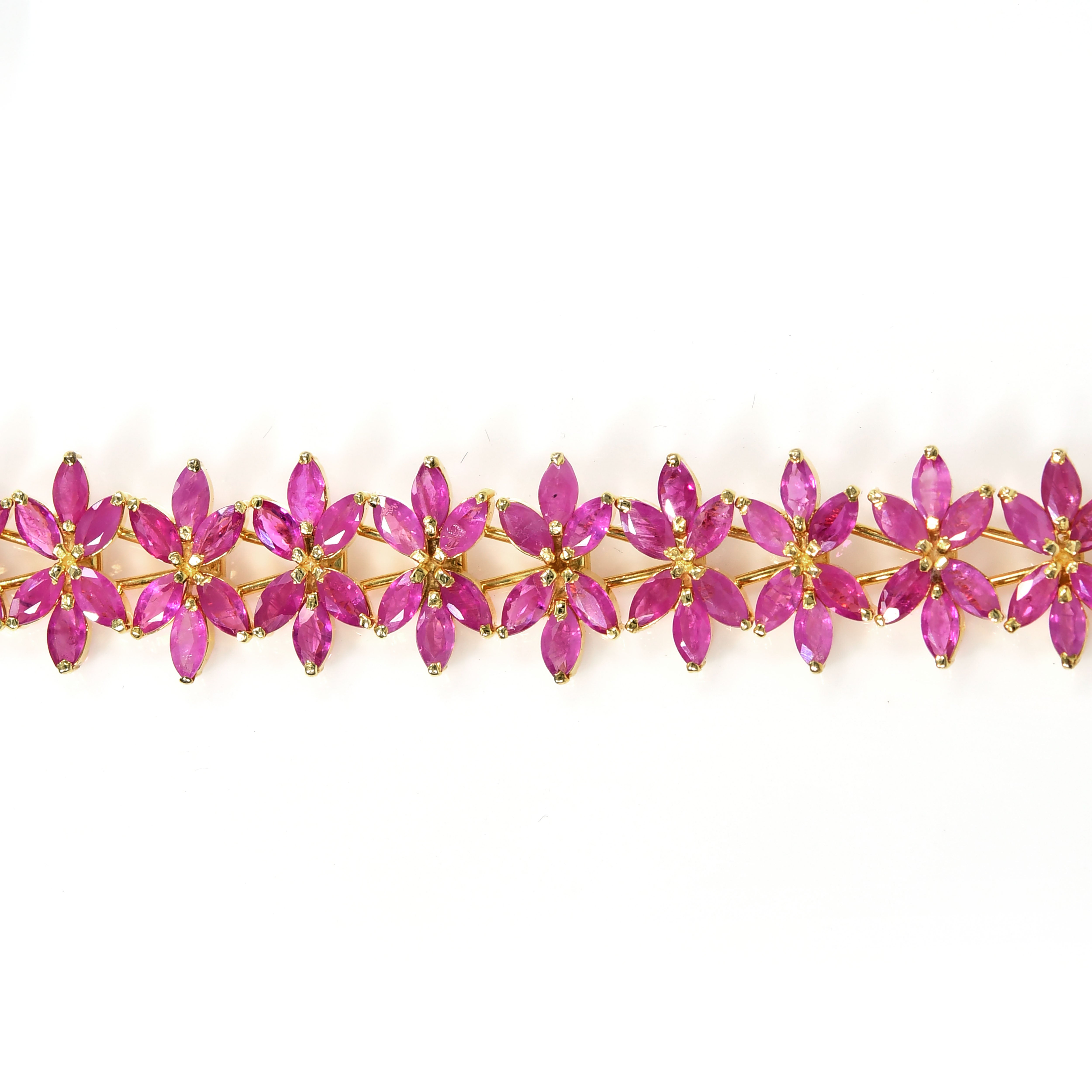 18k Yellow Gold Ruby Bangle