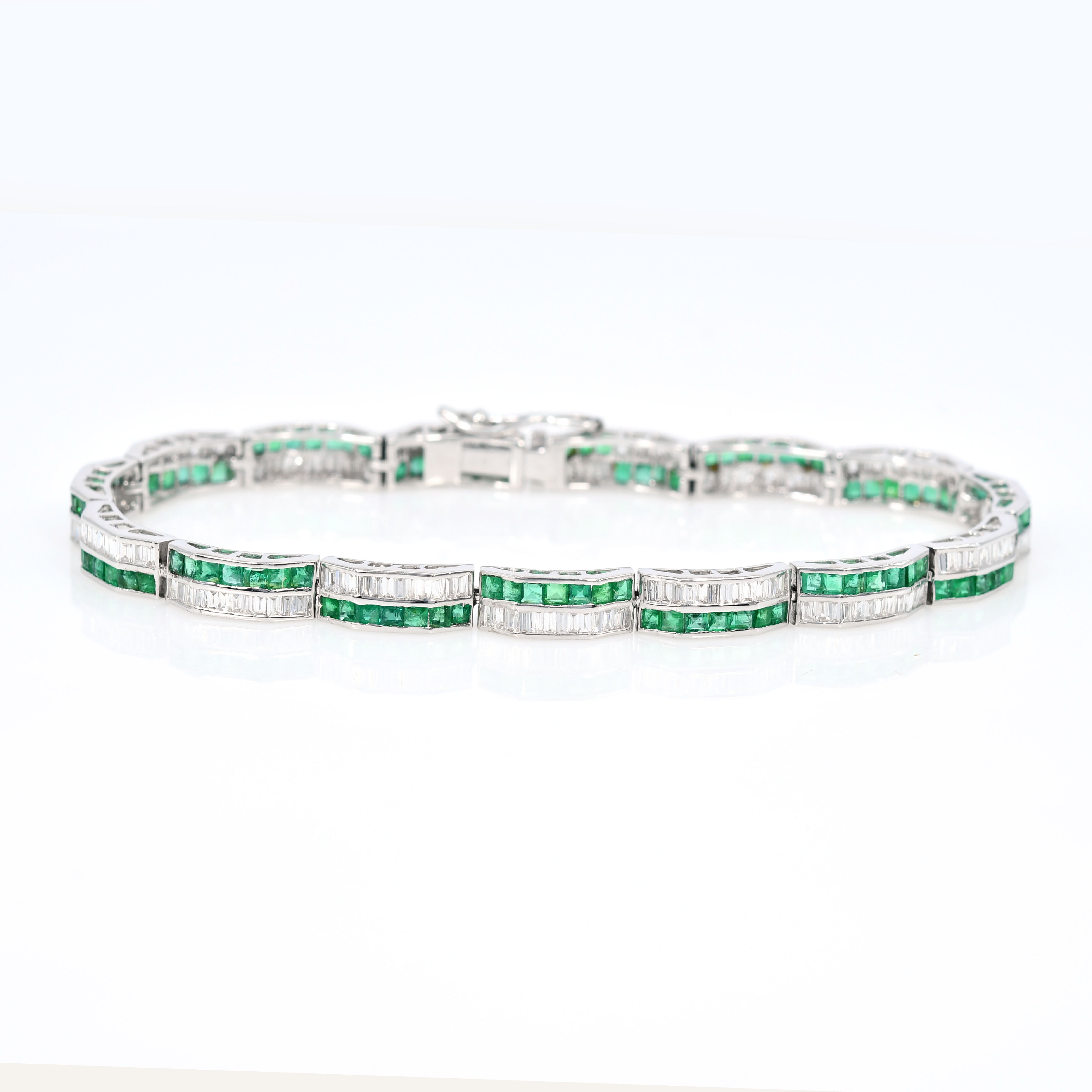 18k White Gold Emerald Diamond Tennis Bracelet