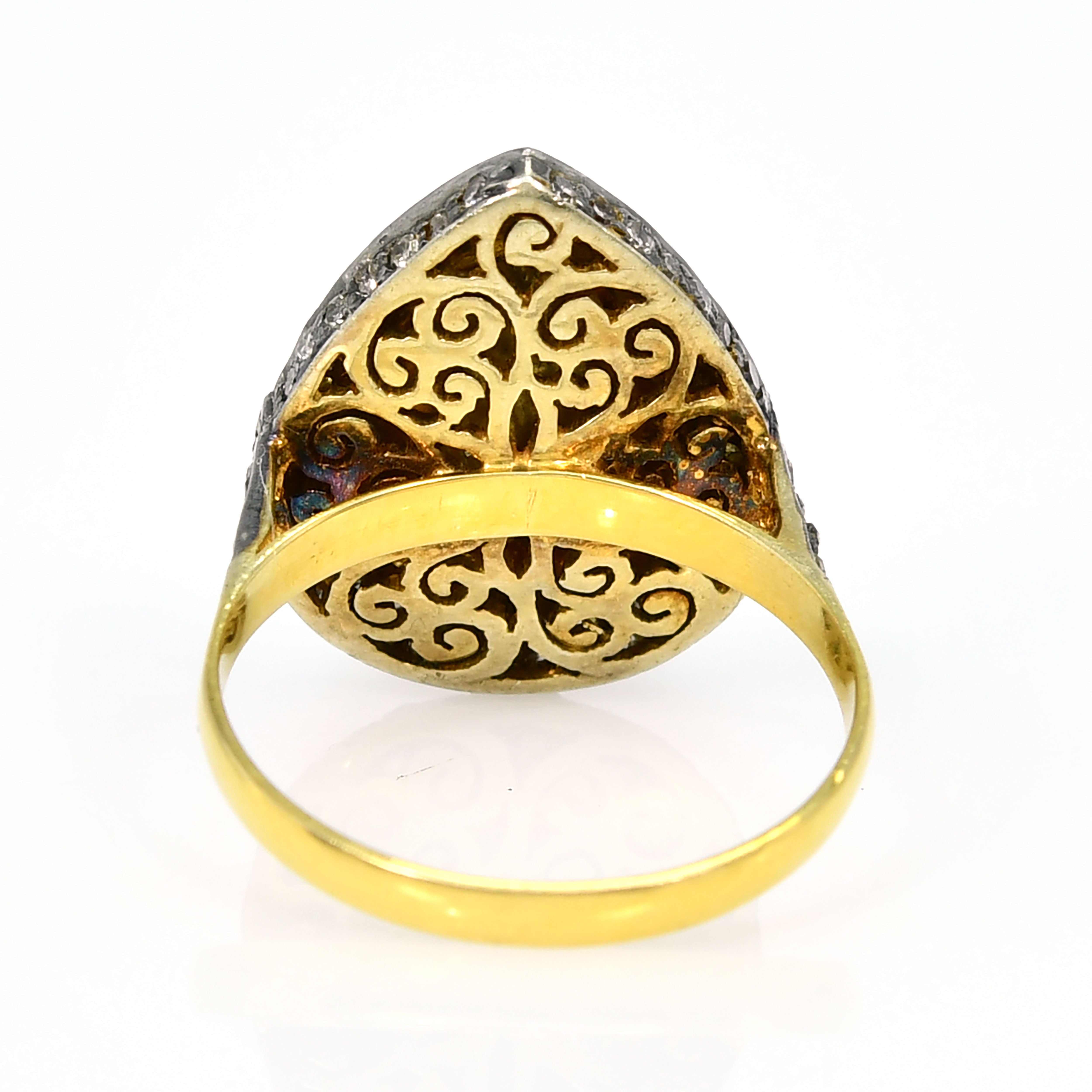Pear Shape Natural Diamond Women's Gold Round Ring