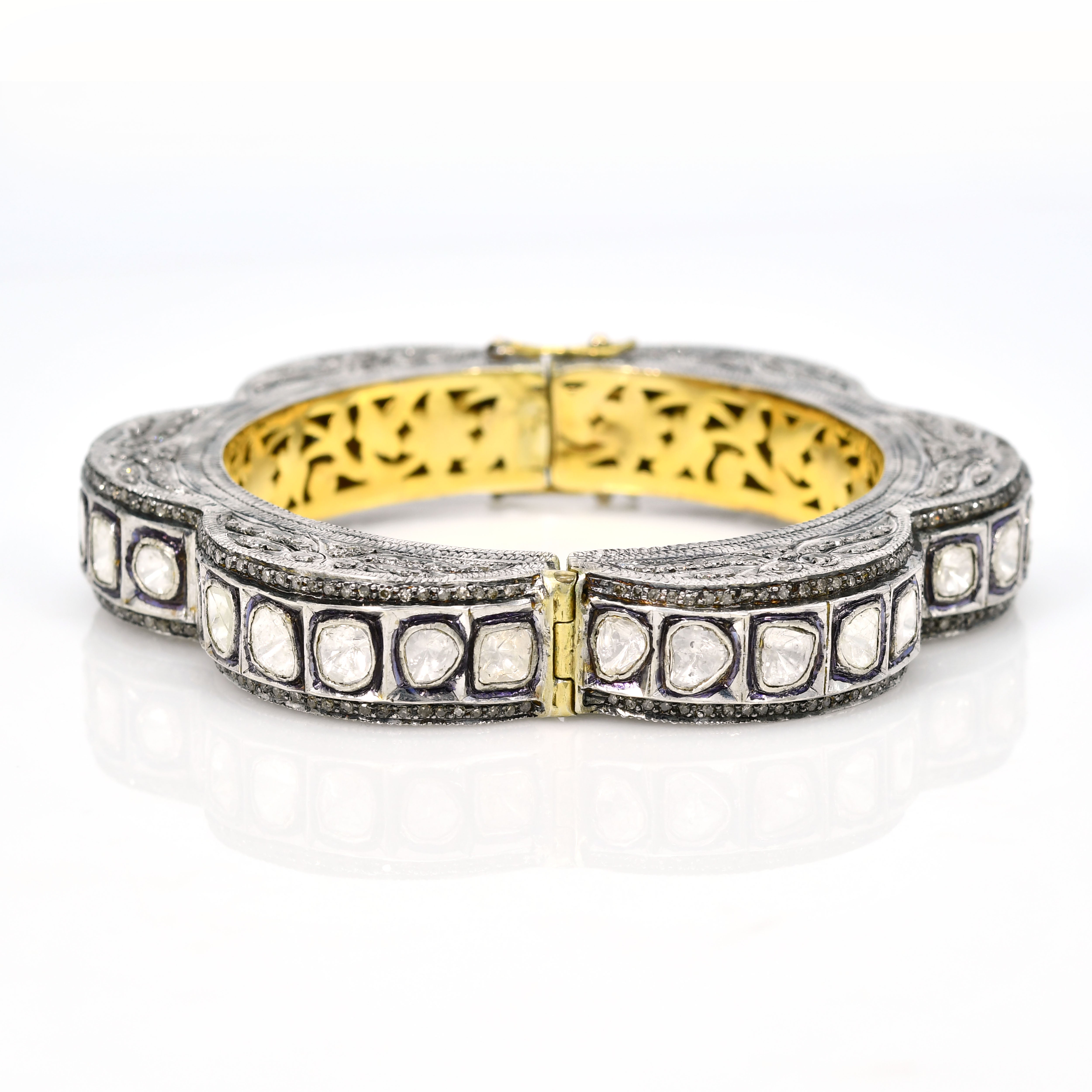 14k Yellow Gold Diamond Royal Bangle