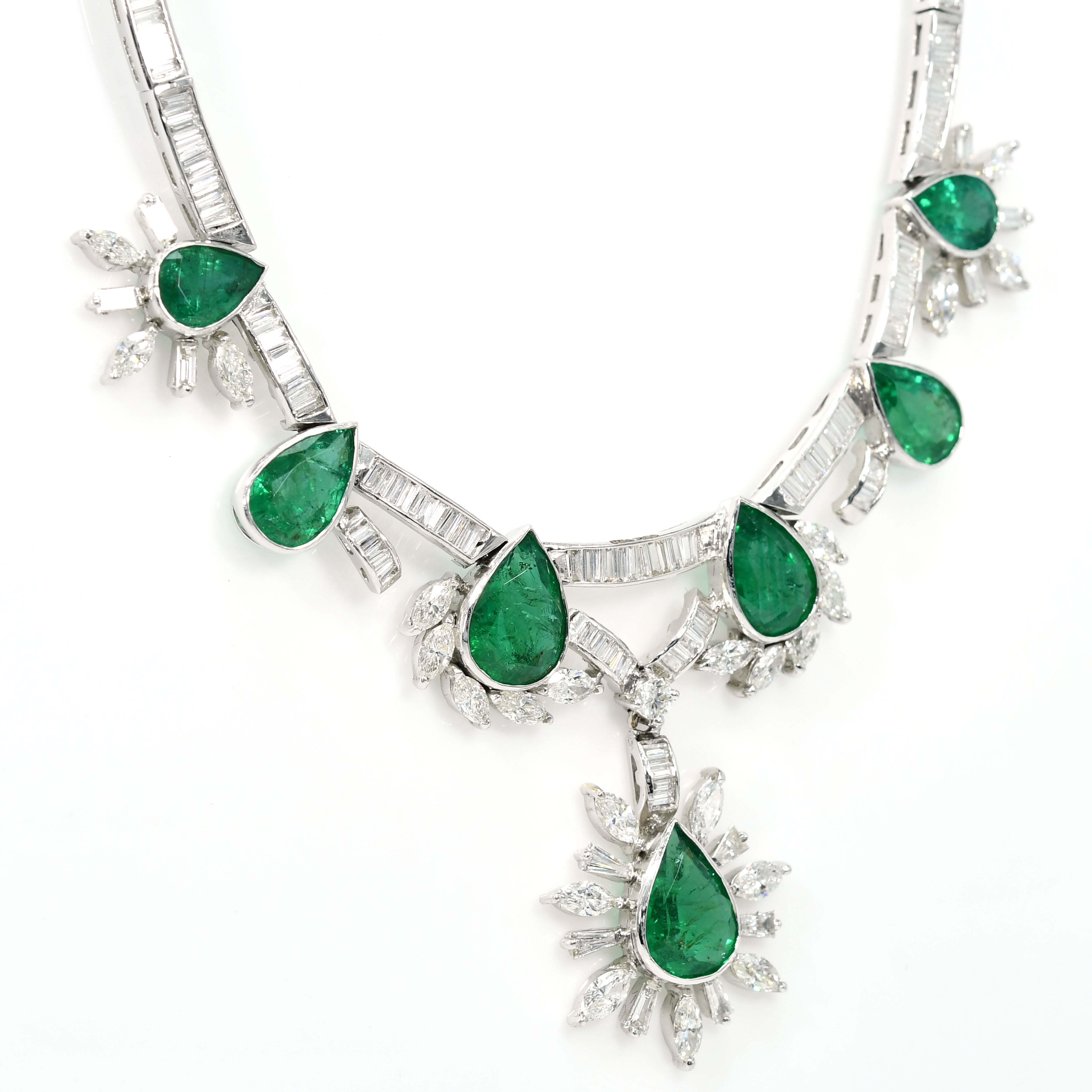 18k White Gold Luxurious Bridal Diamond Necklace Set