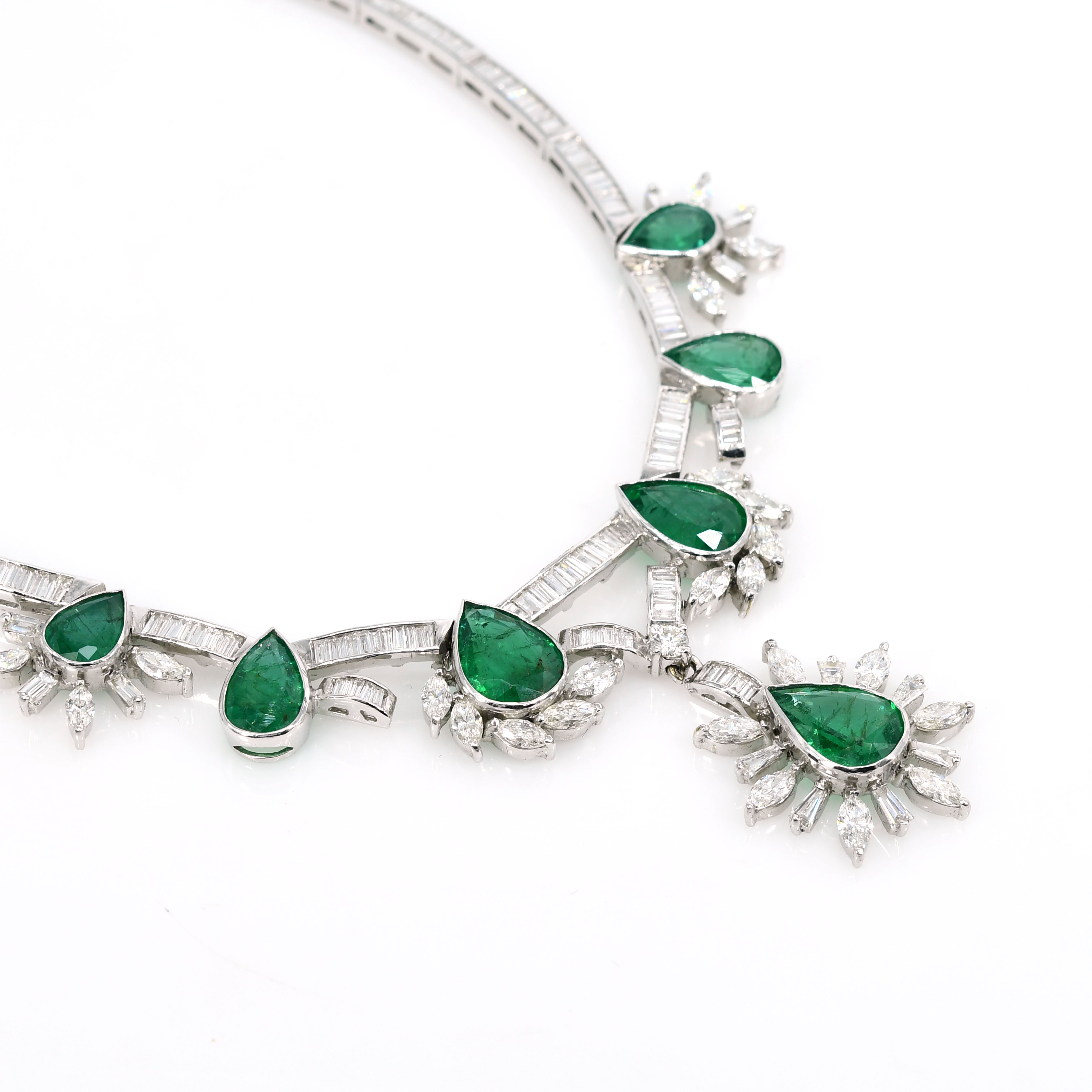18k White Gold Luxurious Bridal Diamond Necklace Set