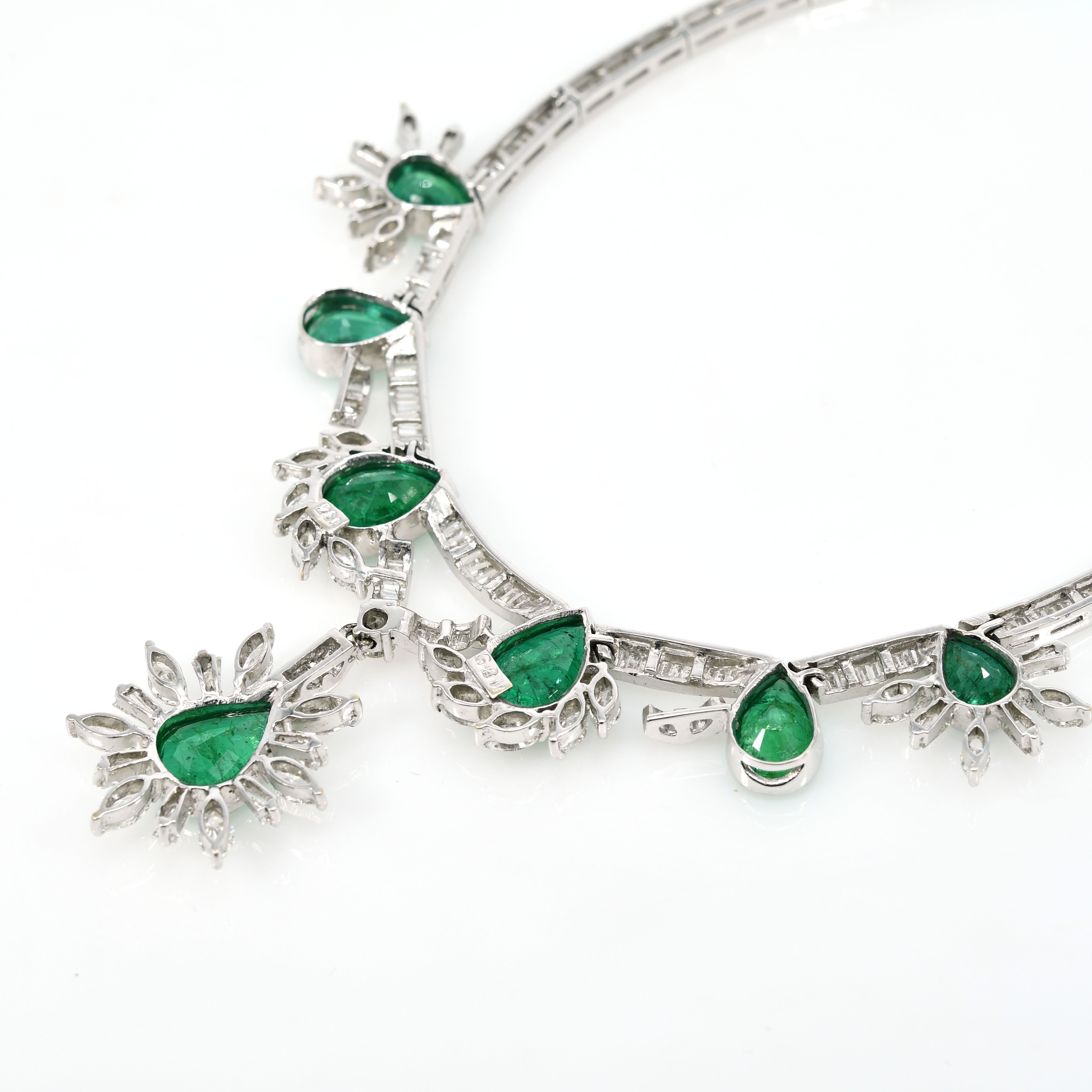 18k White Gold Luxurious Bridal Diamond Necklace Set