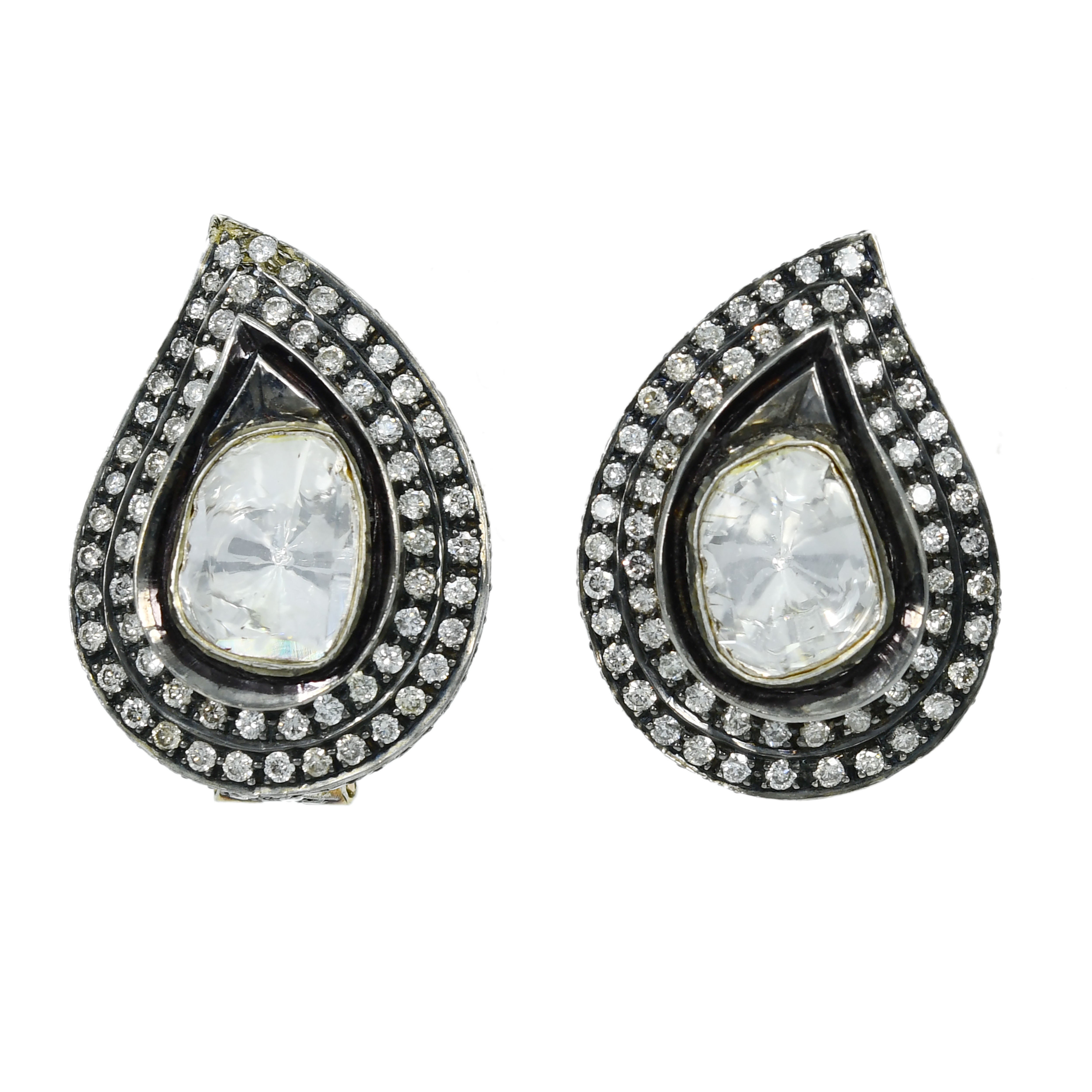 18k White Gold Round Diamond Earrings